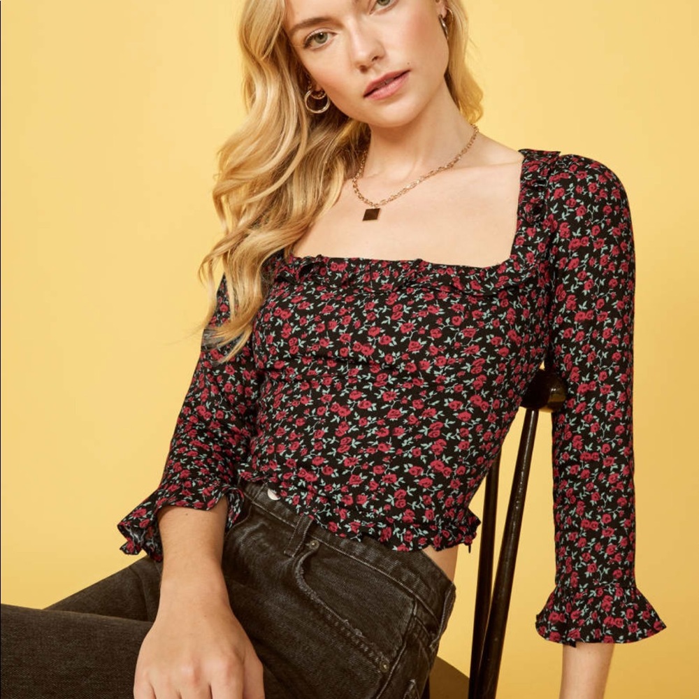 New reformation barb top